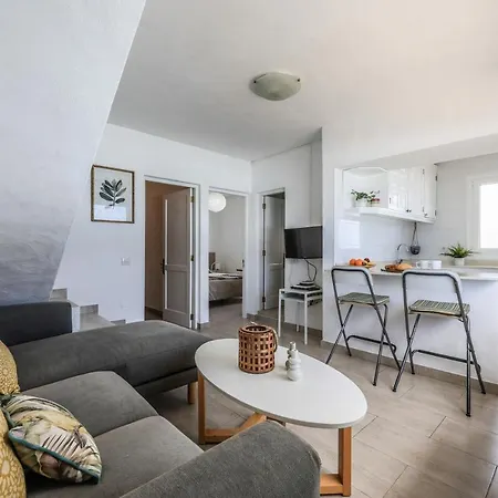 Sweet La Ola Apartment La Santa