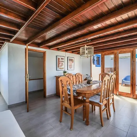 Daire Sweet La Ola La Santa